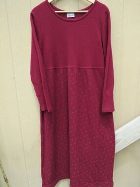 Casual Long-Sleeve Midi Dress in Berry Red
